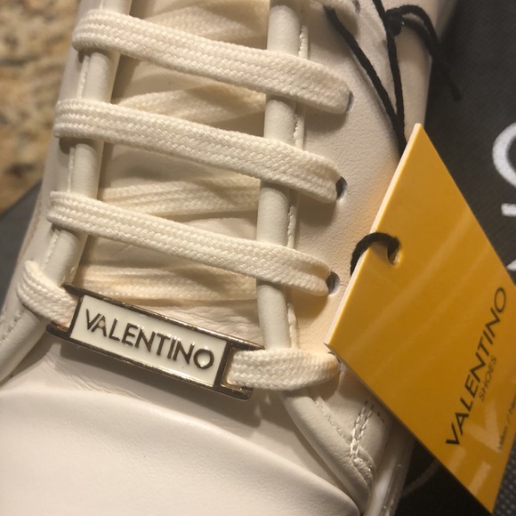 New Valentino Shoes. - Picture 4 of 10